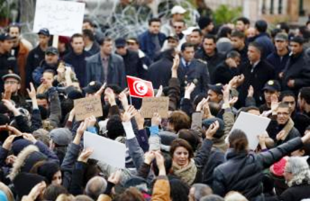 Tunisie: colère et inquiétude des journalistes après les nouvelles nominations dans les médias publi