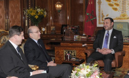 Le roi Mohammed VI reçoit Alain Juppé