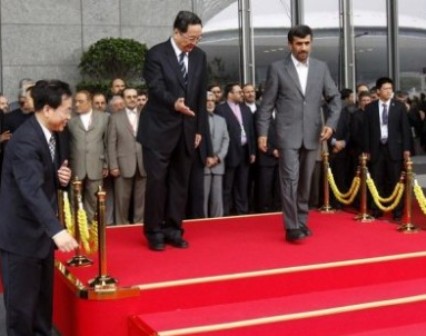Iran: Ahmadinejad en Chine en juin pour discuter du nucléaire