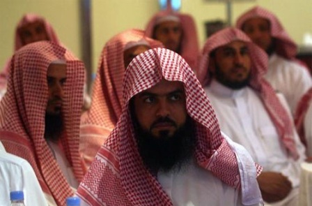 Une vidéo d’une Saoudienne tenant tête à la police religieuse