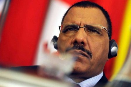 Le chef de la diplomatie du Niger appelle Alger à sortir de son attitude de retrait