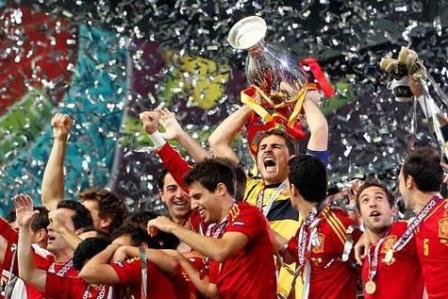 L'Espagne est championne d'Europe en battant 4-0 l'Italie