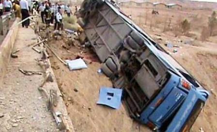 Un autocar se renverse près de Fès : 50 blessés
