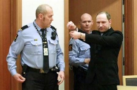 Norvège: Breivik condamné à 21 ans de prison