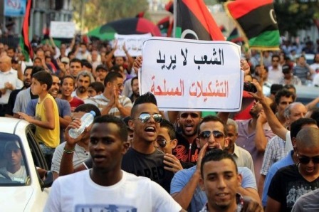 Benghazi: des manifestants délogent la milice islamiste Ansar al-Charia