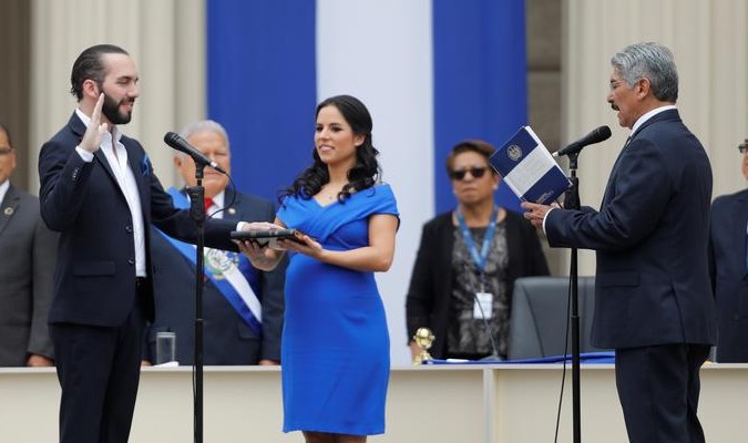 Mme Boucetta représente Sa Majesté le Roi à la cérémonie d’investiture du nouveau Président du Salvador