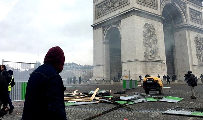 France: les "Gilets jaunes" dans la rue pour le 14ème samedi consécutif