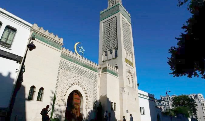 France: Incompréhension autour de la venue des "imams du ramadan"