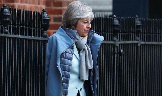 Démission de Theresa May: Bruxelles maintient sa position sur le Brexit