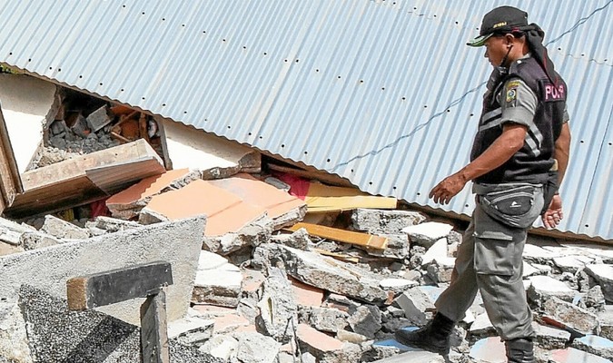 Indonésie: Plus de 90 morts dans le violent séisme de Lombok
