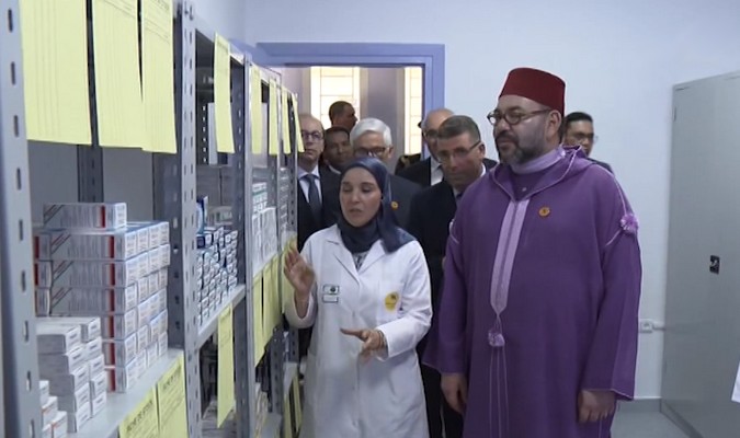 Sa Majesté le Roi inaugure un Centre d’addictologie à Benslimane (vidéo)