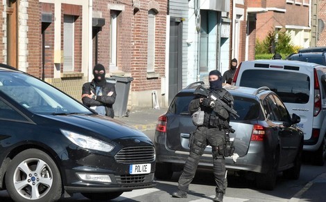 Plusieurs arrestations dans une opération anti-terroriste à Paris
