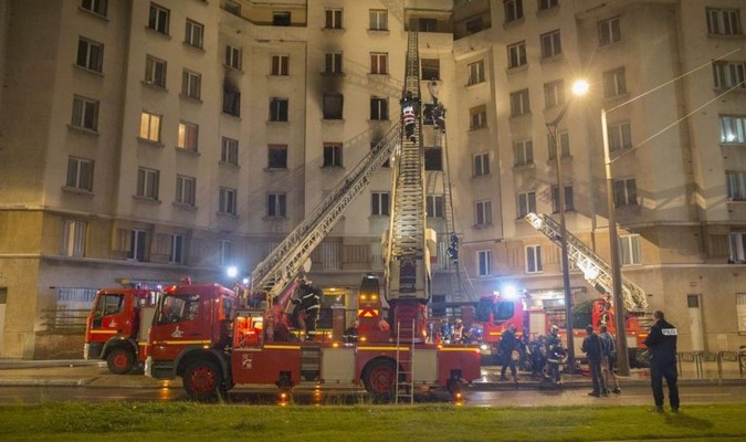 Un mort et deux blessés graves dans un incendie en banlieue parisienne