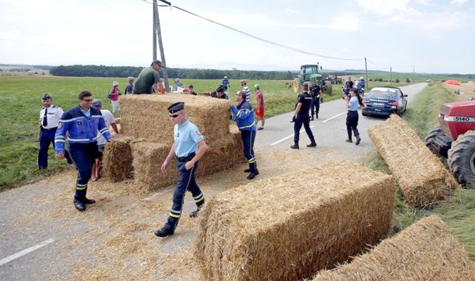 Tour de France : quand les agriculteurs perturbent la course