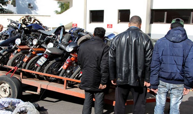 Arrestation de trois individus présumés impliqués dans le trafic de motos volées