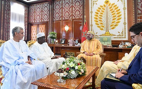 SM le Roi reçoit le président de la Commission de l’Union Africaine