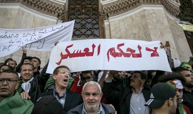 Répression contre les manifestants et les militants en Algérie : qui a donné les ordres ?