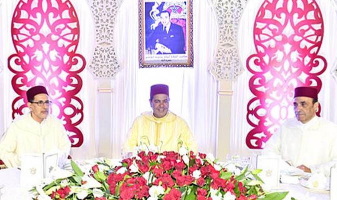 SAR le Prince Moulay Rachid préside à Tanger un déjeuner offert par le Chef du gouvernement