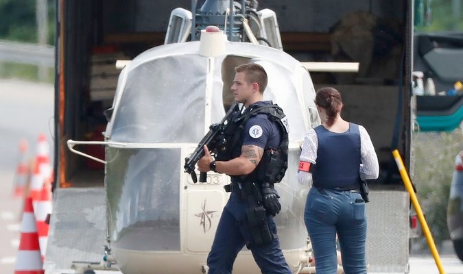 Évasion par hélicoptère en France: du nouveau sur l'enquête