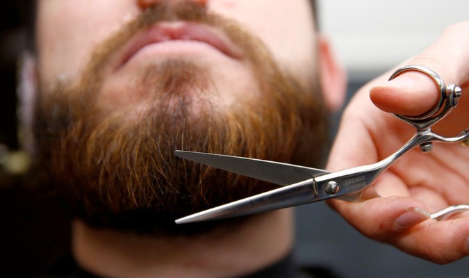 France : un médecin renvoyé de l’hôpital pour sa barbe trop longue