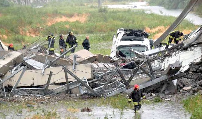 Italie: Au moins 30 morts dans l'effondrement d'un viaduc à Gênes