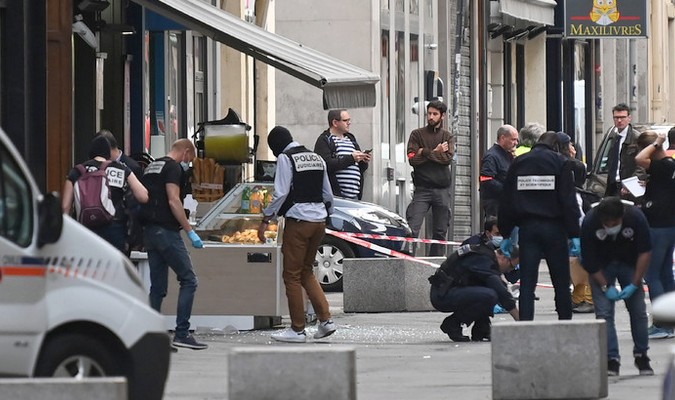 Explosion d'un colis piégé à Lyon : un suspect interpellé
