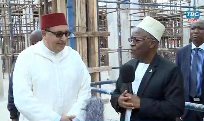 Visite du président tanzanien sur le chantier de construction de la mosquée Mohammed VI à Dar Es-Salam(vidéo)