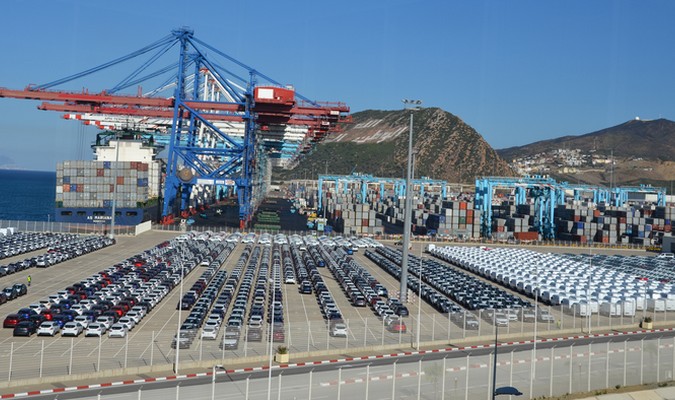 Trafic de conteneurs: Tanger Med creuse son écart avec le port d’Algésiras