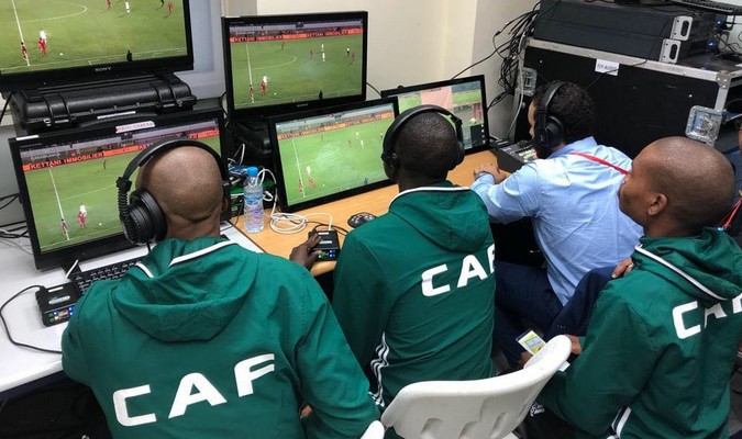 La VAR déployée pour tous les 52 matchs de la CAN 2021 au Cameroun