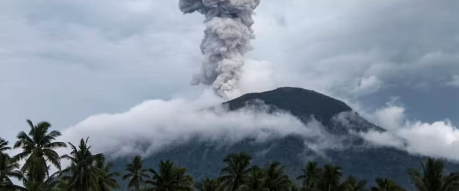 Volcanic eruption in eastern Indonesia